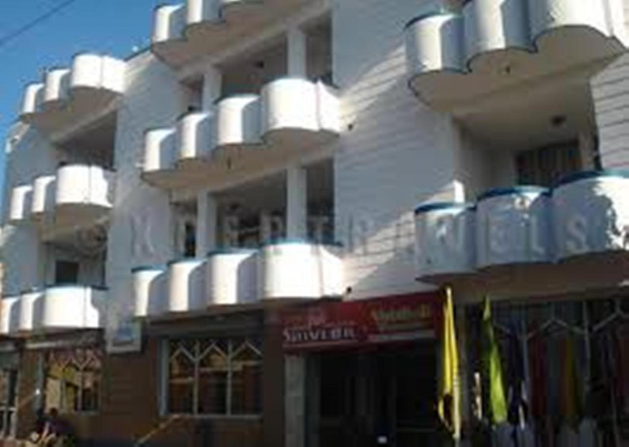Hotel Shivlok ริชิเคช ภายนอก รูปภาพ