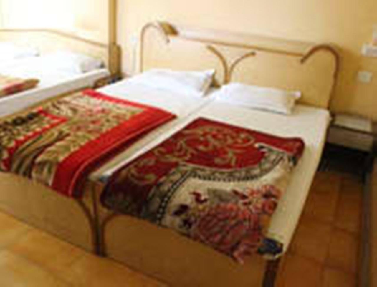 Hotel Shivlok ริชิเคช ภายนอก รูปภาพ